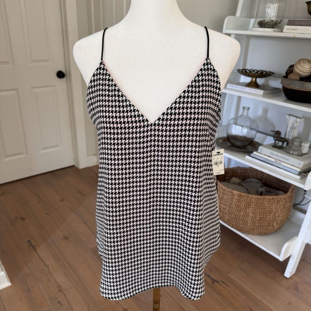 NEW $44 Express S Red Houndstooth Plaid Crepe Reversible Cami Tank‎ Xmas Dressy - Picture 8 of 8